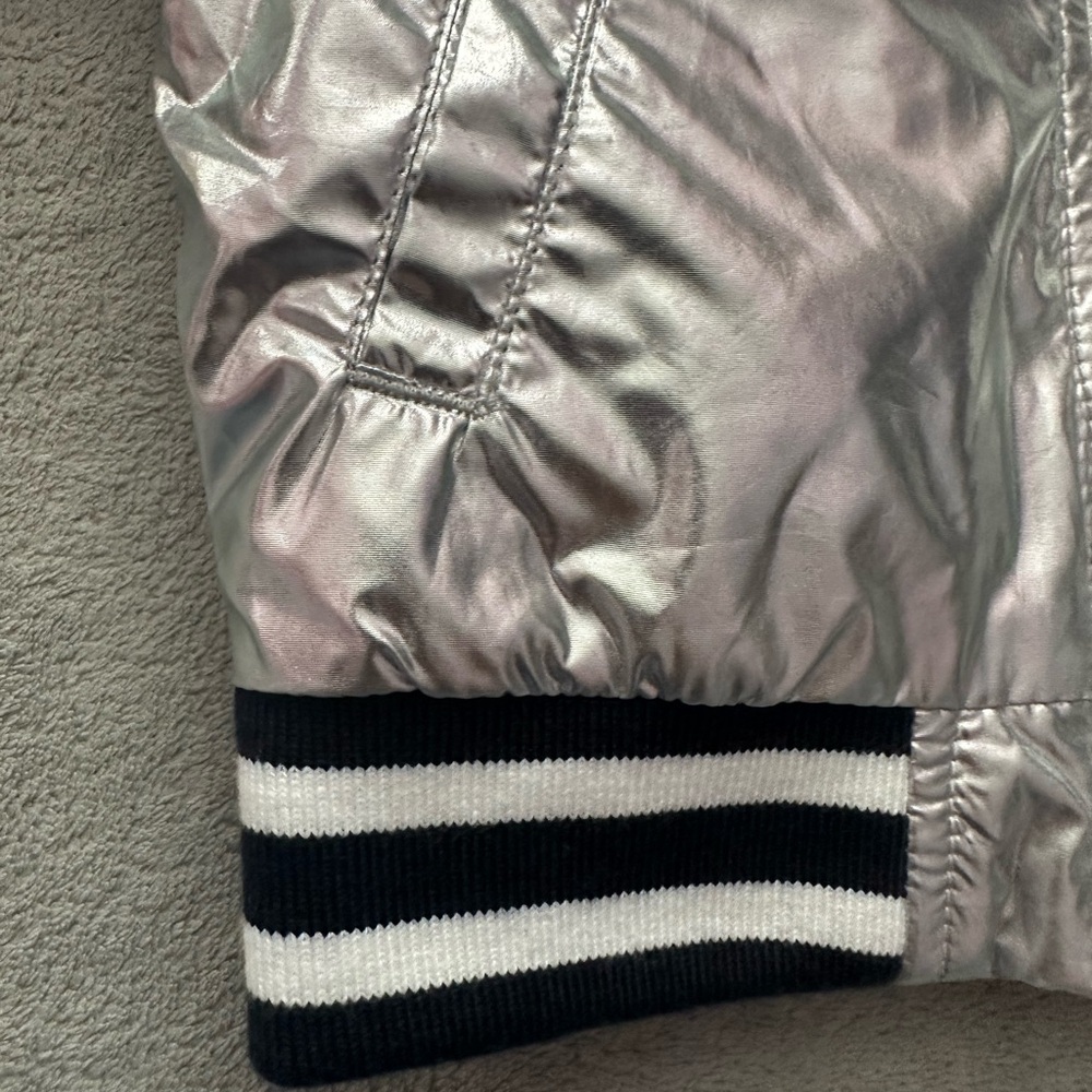 Metallic Silver Jacket - Picture 5 of 6